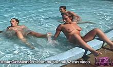 Desnudos públicos en la playa: una competición salvaje y emocionante